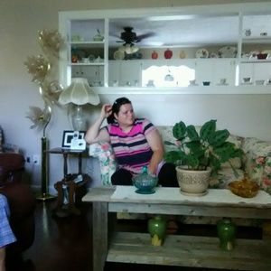 Meet your Posher, Eudean